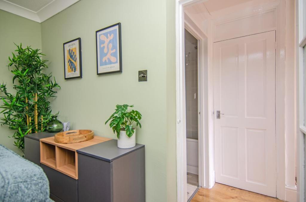 Cosy Lichfield Apartment 外观 照片