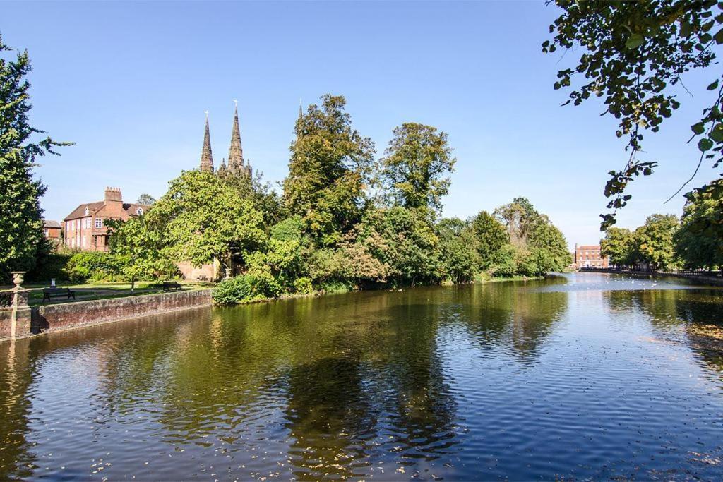 Cosy Lichfield Apartment 外观 照片